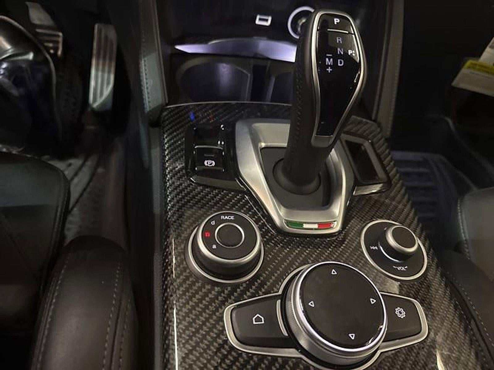 2023 Alfa Romeo Stelvio Quadrifoglio AWD