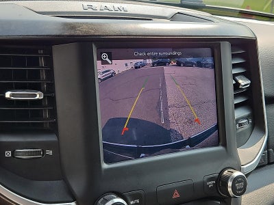 2020 RAM 1500 Big Horn 4x4 Crew Cab 5'7" Box