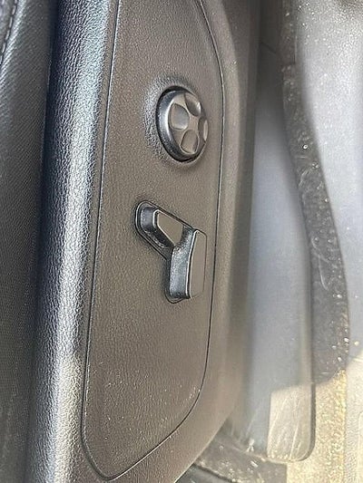2020 RAM 1500 Big Horn 4x4 Crew Cab 5'7" Box