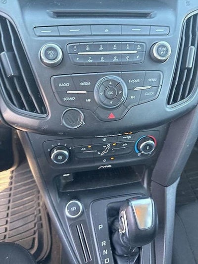 2015 Ford Focus 5dr HB SE