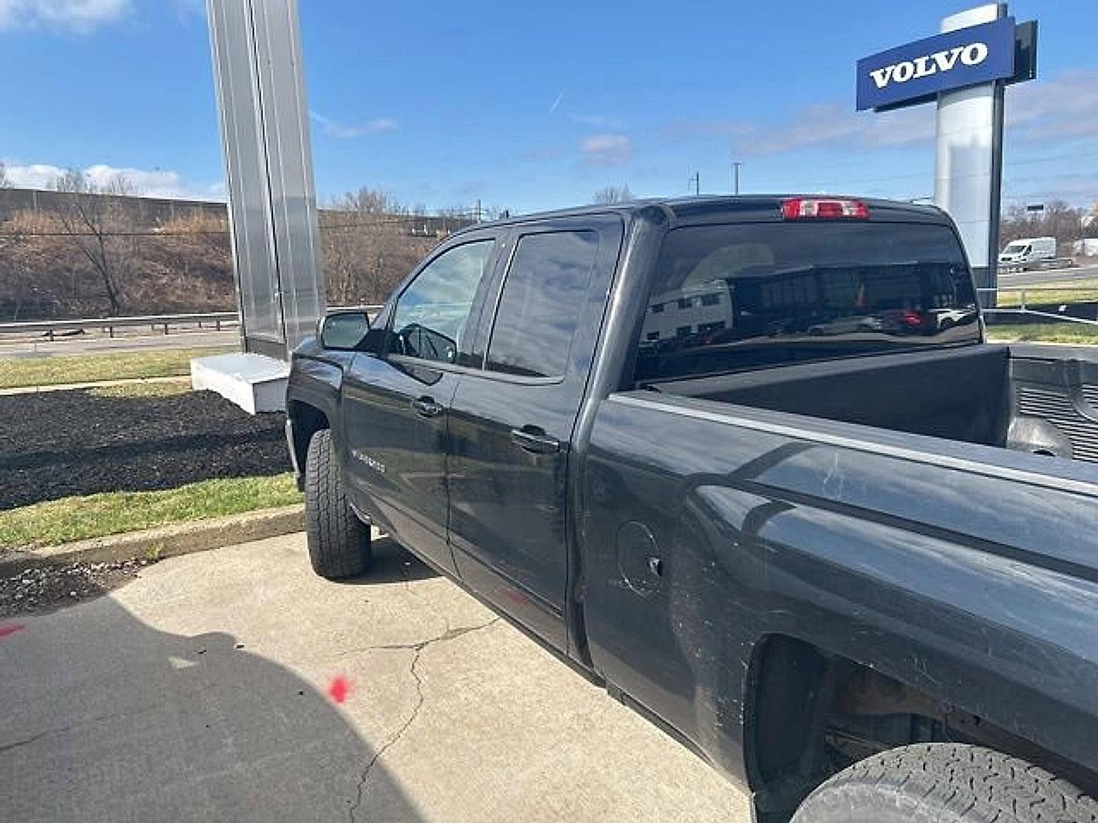 2018 Chevrolet Silverado 1500 Double Cab Standard Box 4-Wheel Drive LT