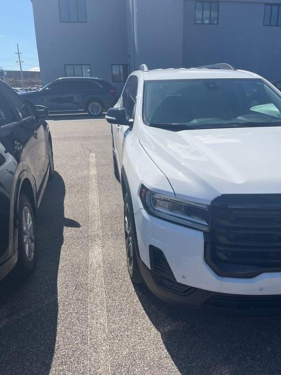 2023 GMC Acadia AWD SLE