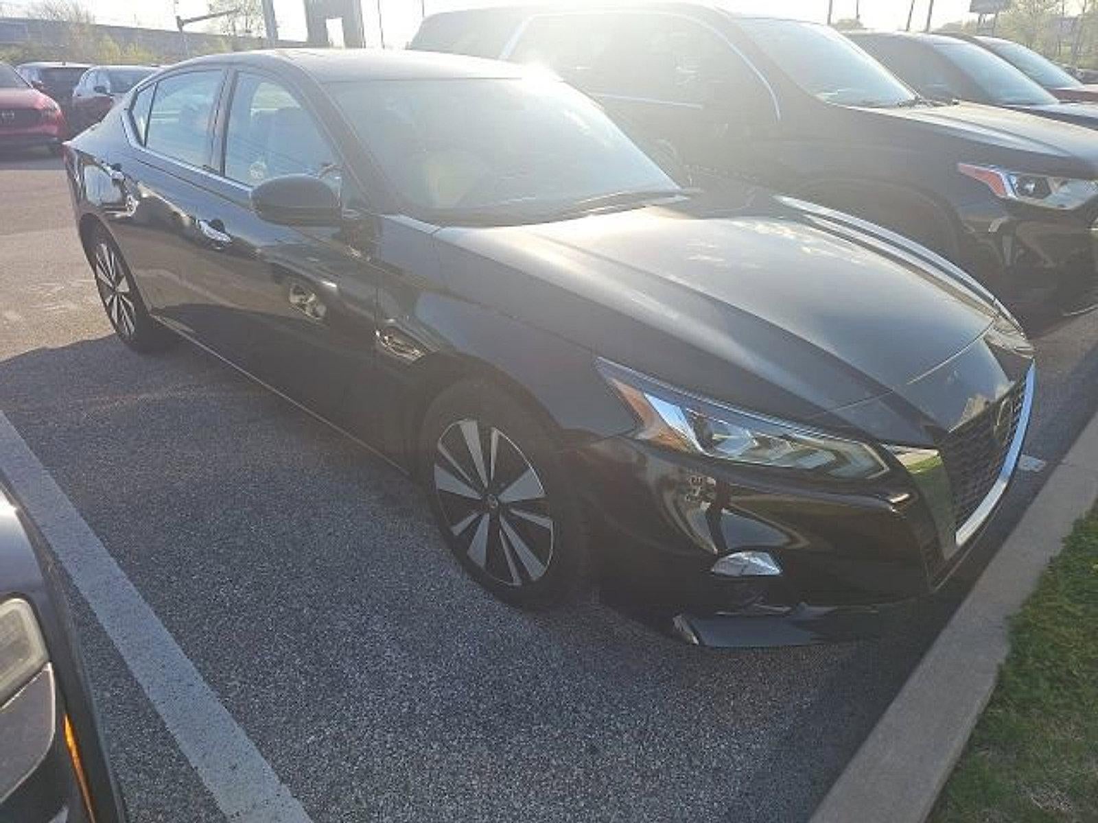 2020 Nissan Altima 2.5 SV Sedan