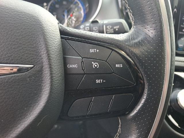 2020 Chrysler Pacifica Limited FWD