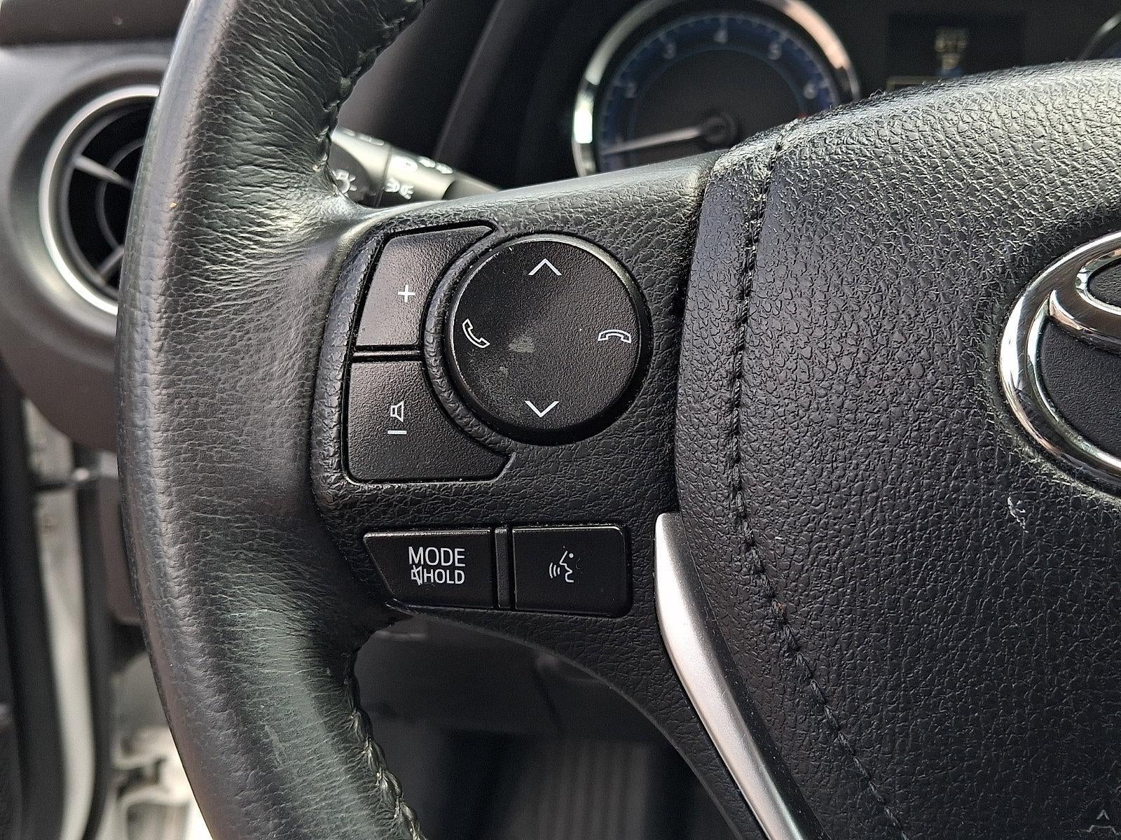 2018 Toyota Corolla SE CVT (Natl)