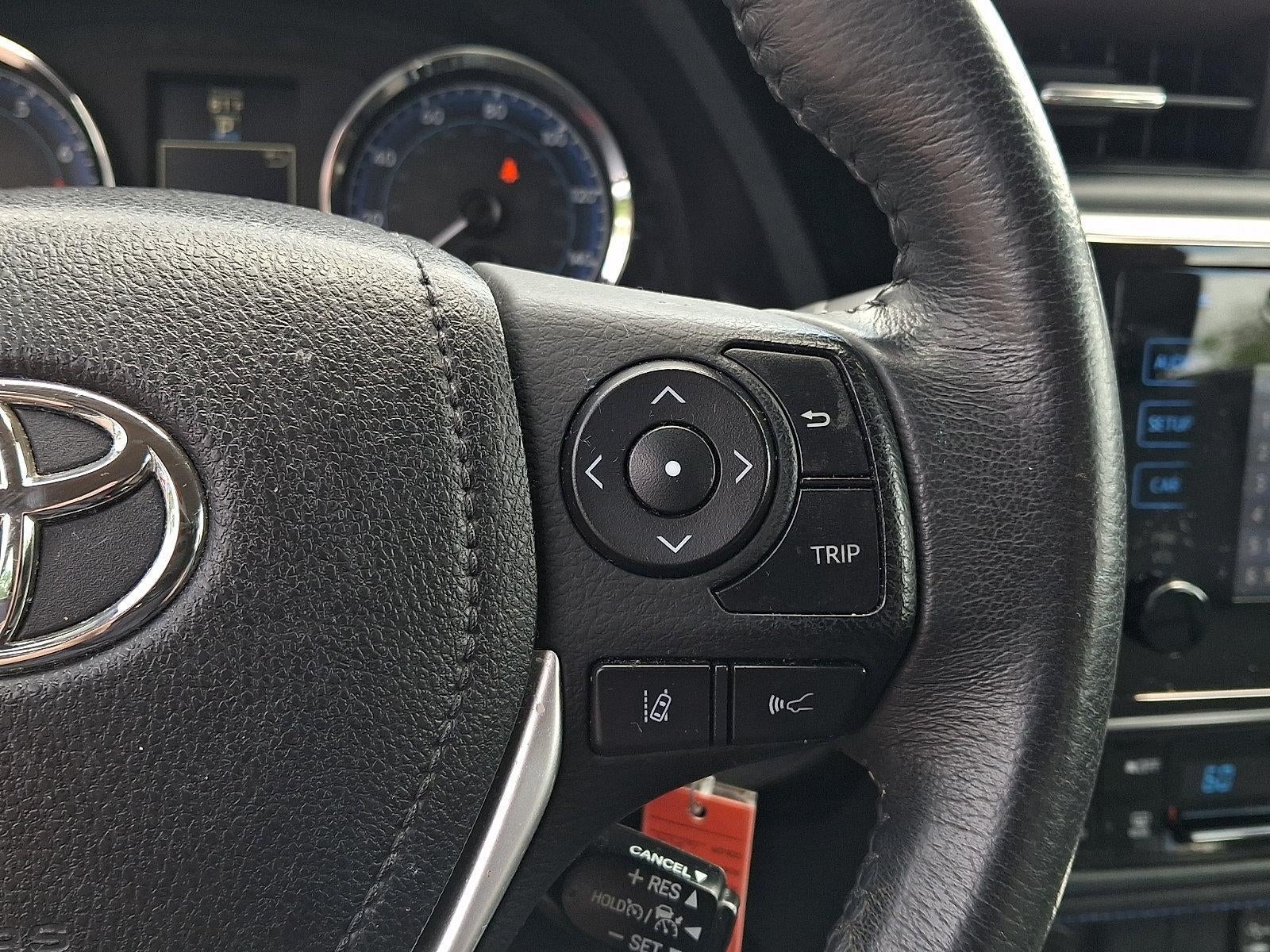 2018 Toyota Corolla SE CVT (Natl)