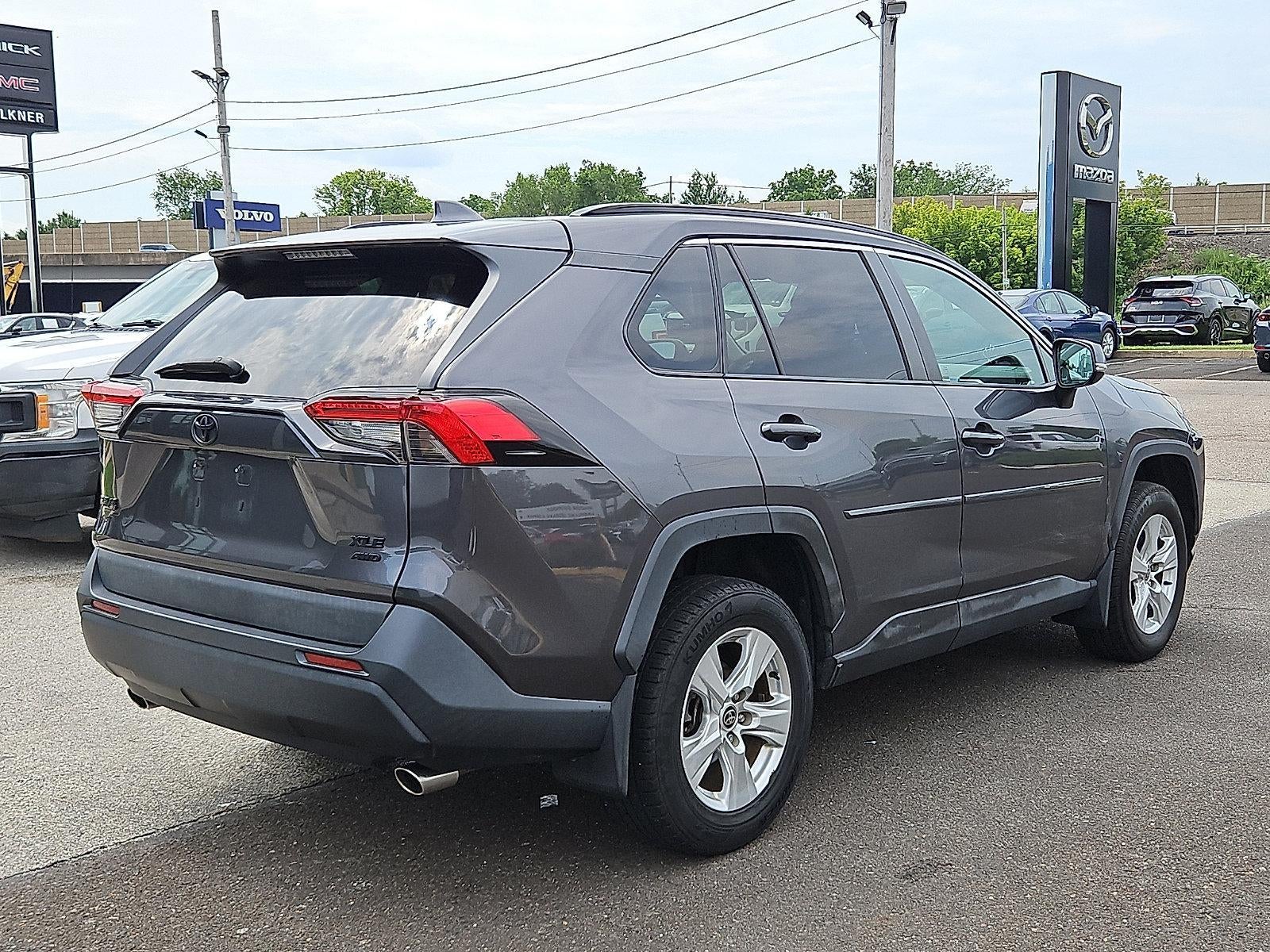2021 Toyota RAV4 XLE AWD (Natl)