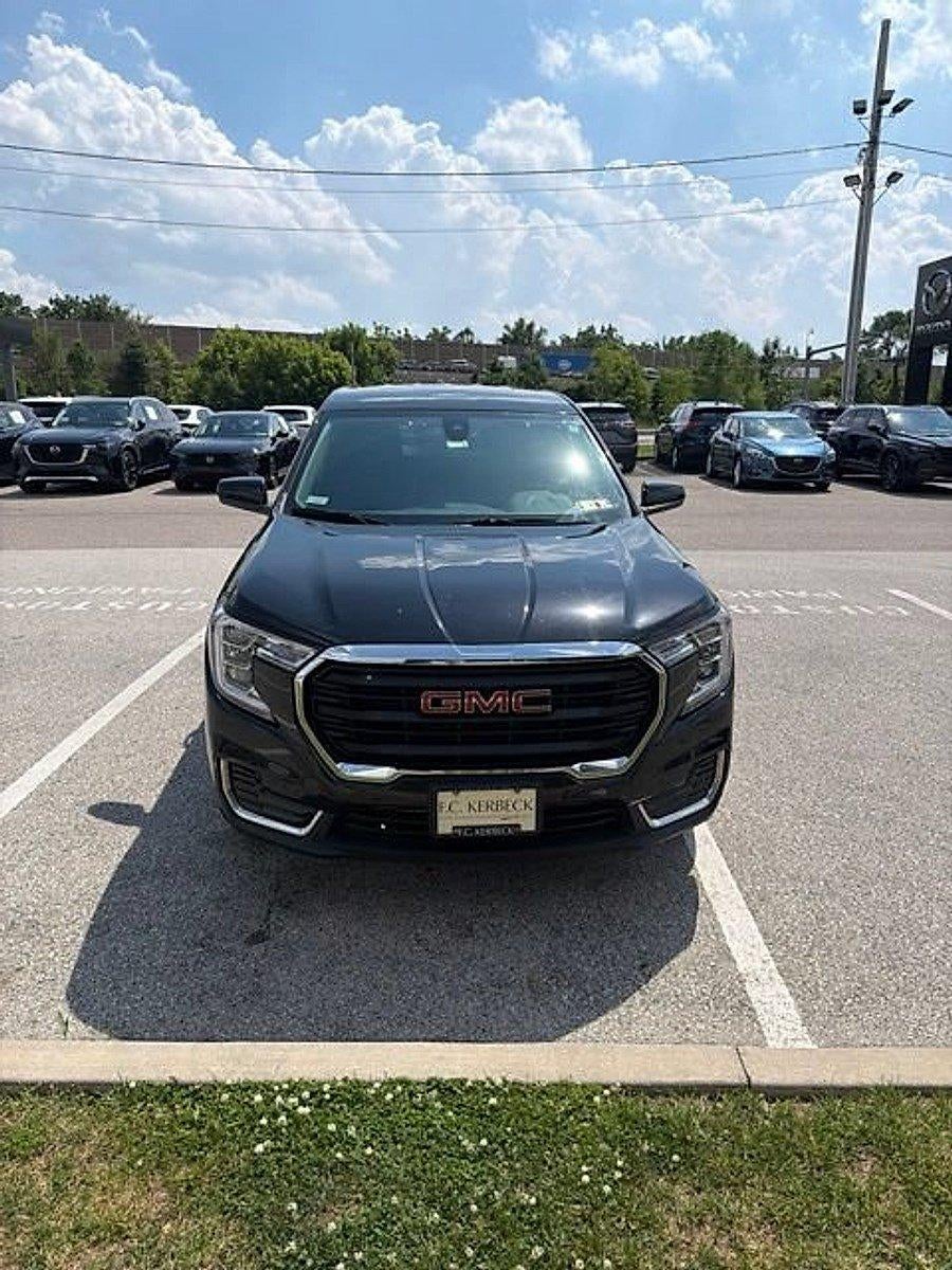 2023 GMC Terrain FWD 4dr SLE