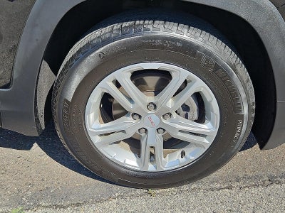 2023 GMC Terrain FWD 4dr SLE