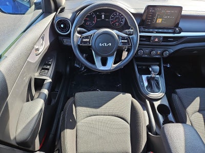 2022 Kia Forte LXS IVT