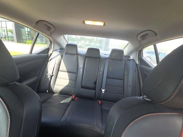 2023 Nissan Sentra SR CVT