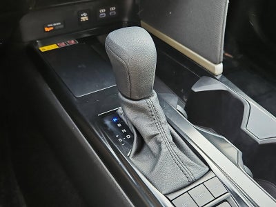 2025 Toyota Camry LE AWD (Natl)