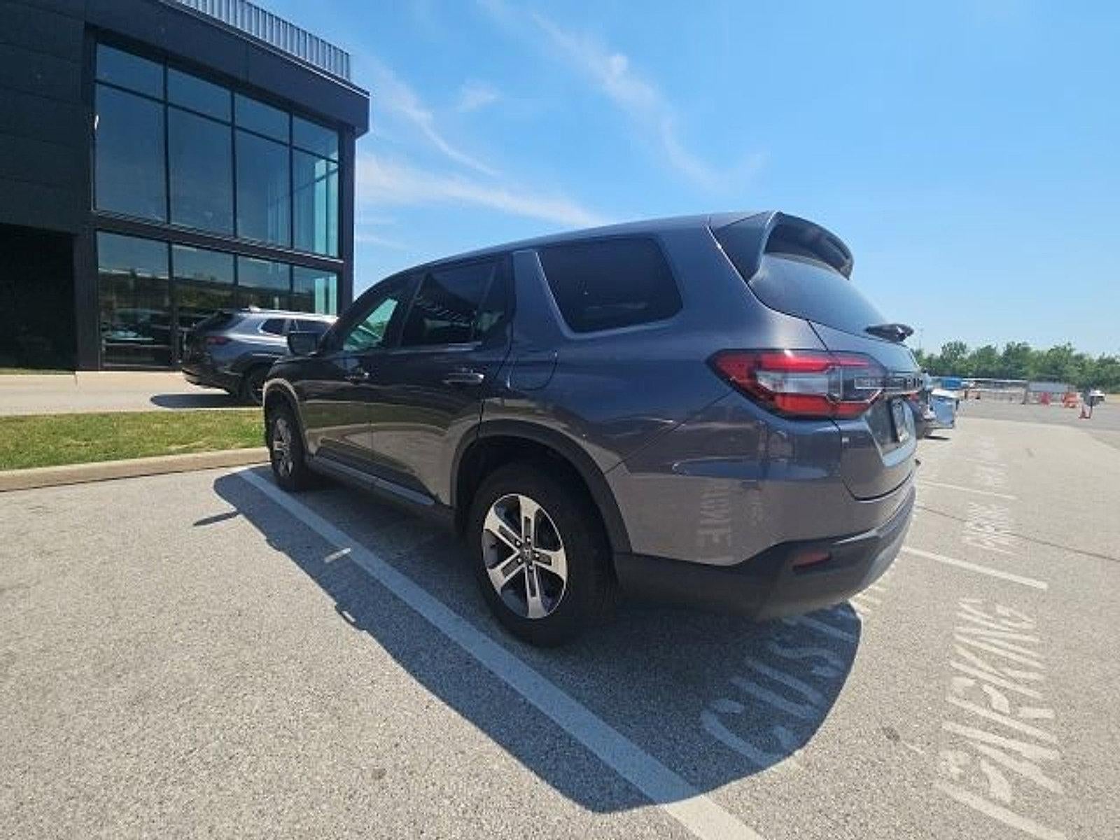 2024 Honda Pilot EX-L 8 Passenger AWD