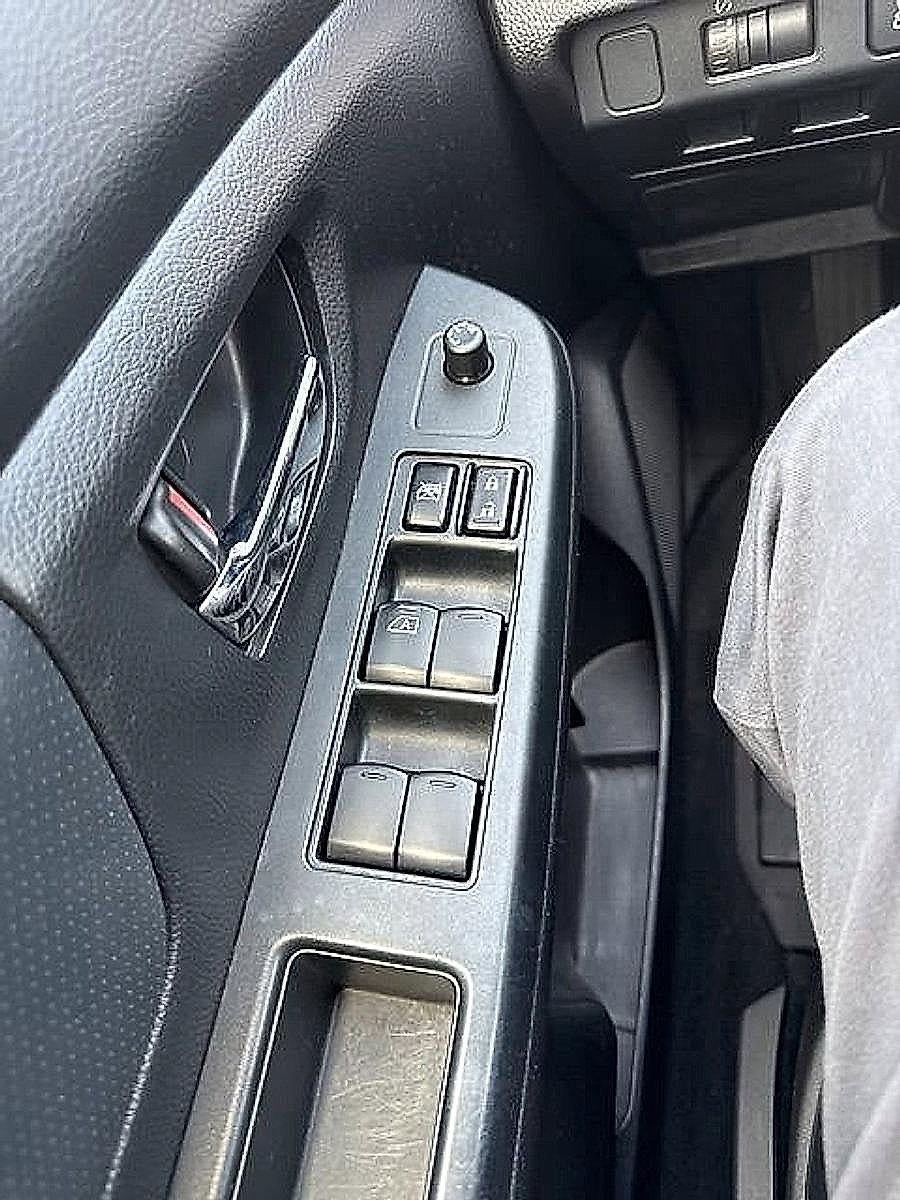 2012 Subaru Impreza Wagon 2.0i Limited 5-Door Automatic
