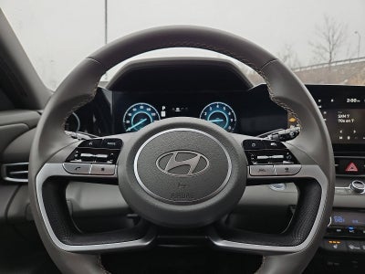 2024 Hyundai ELANTRA SEL IVT