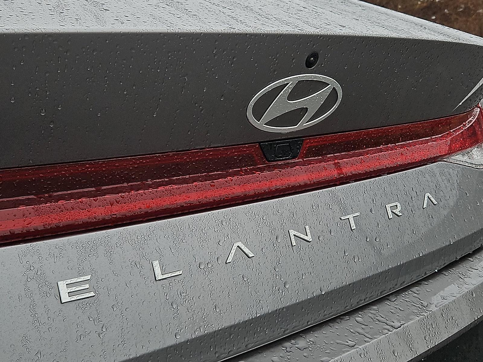 2024 Hyundai ELANTRA SEL IVT