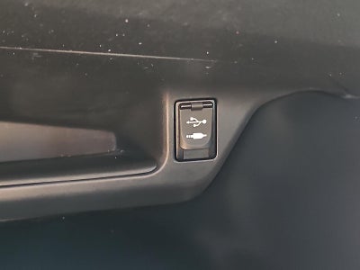 2018 Toyota C-HR XLE FWD (Natl)