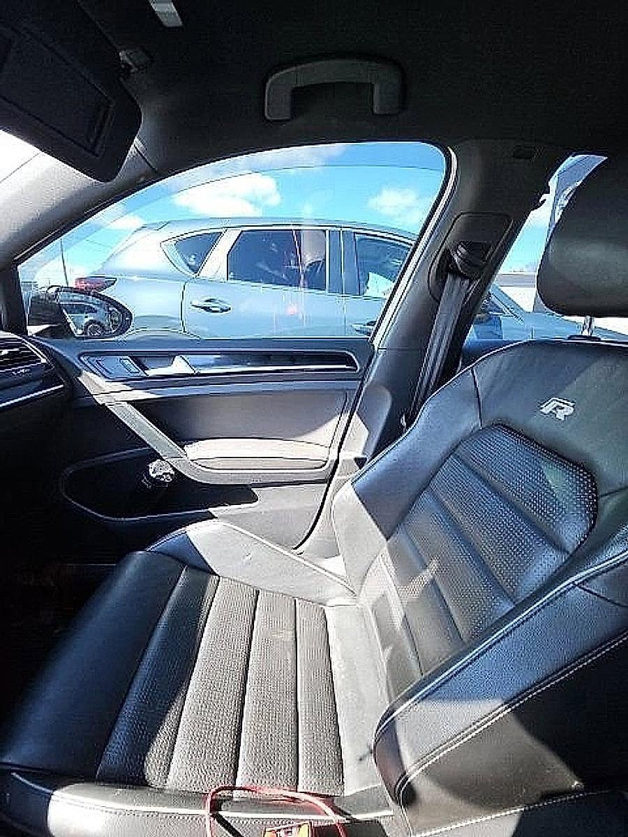 2018 Volkswagen Golf R 2.0T DSG w/DCC/Nav