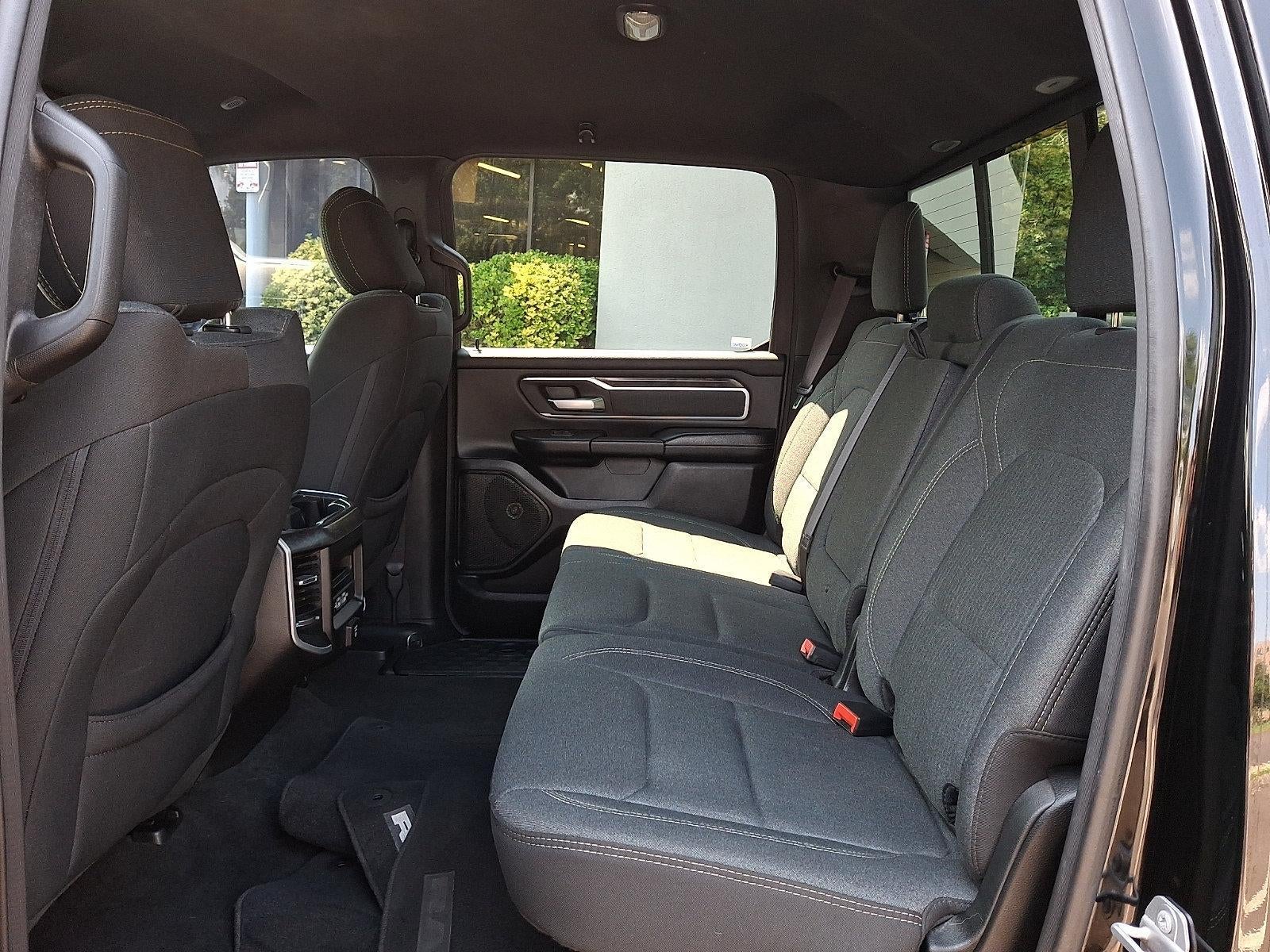 2020 RAM 1500 Big Horn 4x4 Crew Cab 5'7" Box