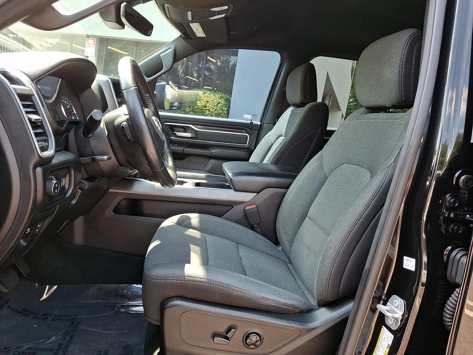 2020 RAM 1500 Big Horn 4x4 Crew Cab 5'7" Box