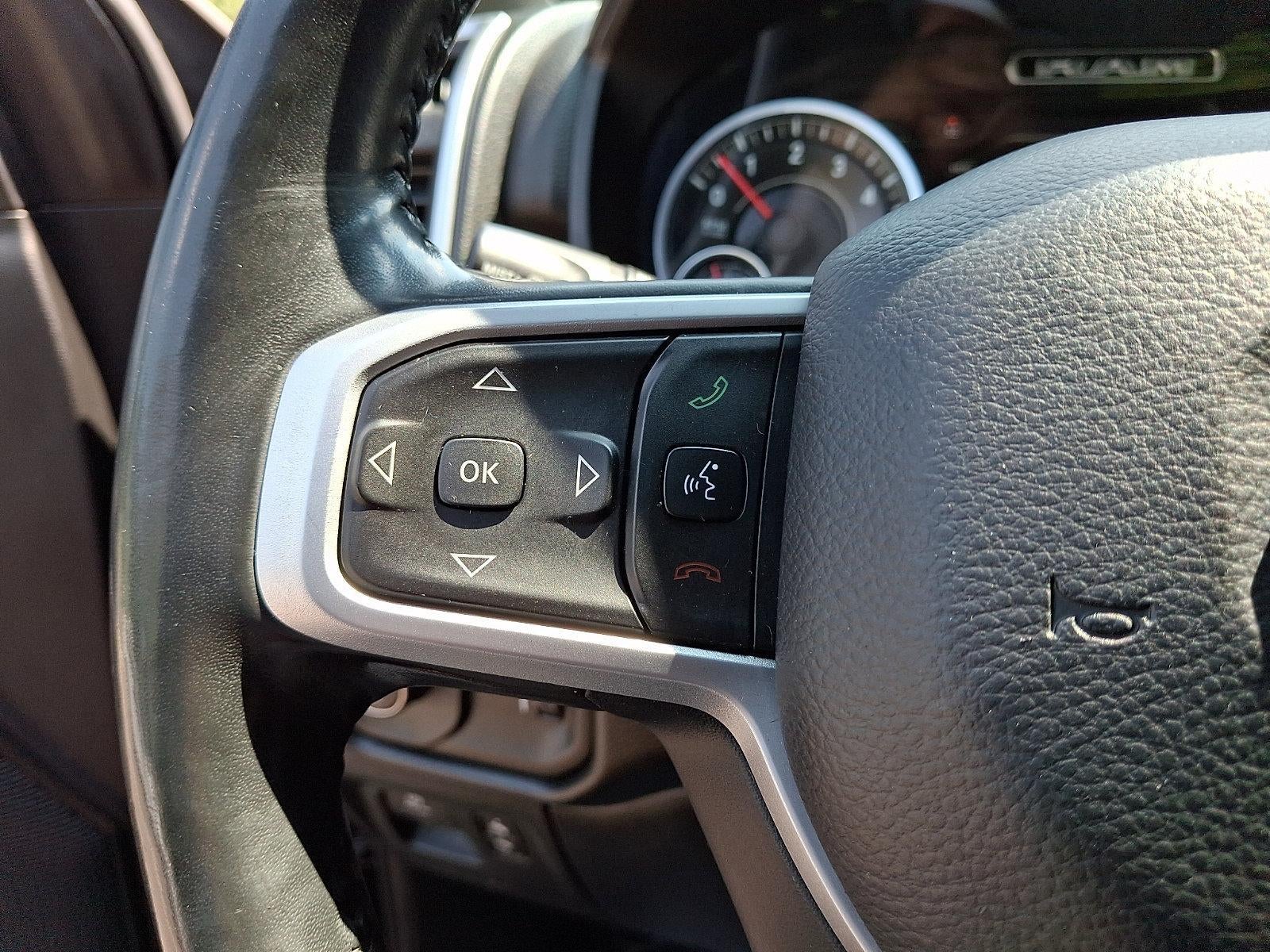 2020 RAM 1500 Big Horn 4x4 Crew Cab 5'7" Box