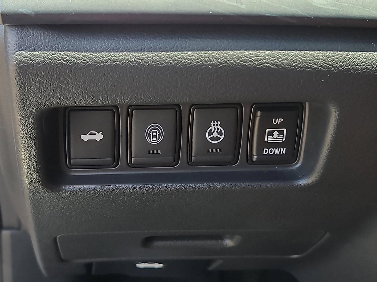 2023 Nissan Maxima Platinum
