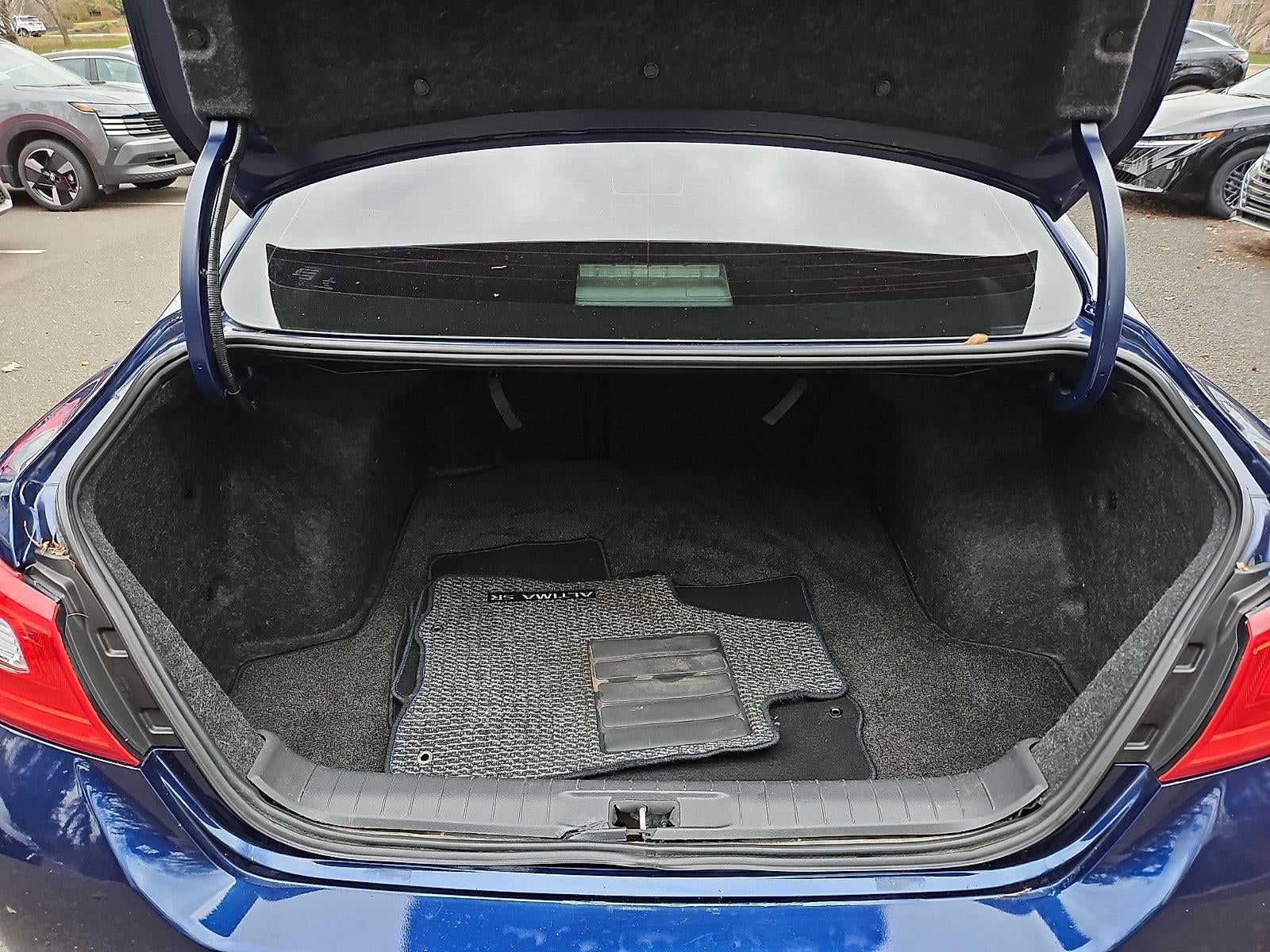 2016 Nissan Altima 4dr Sdn I4 2.5 SR