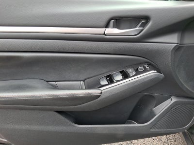 2024 Nissan Altima SR