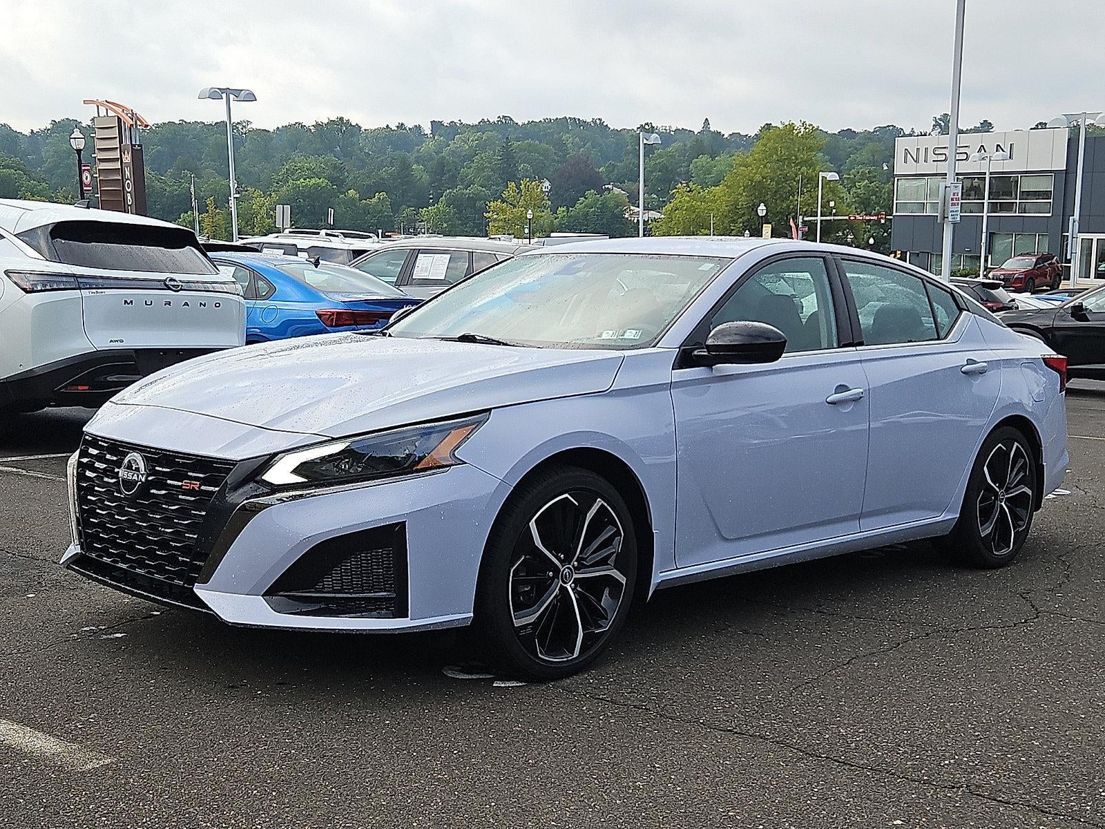 2023 Nissan Altima SR