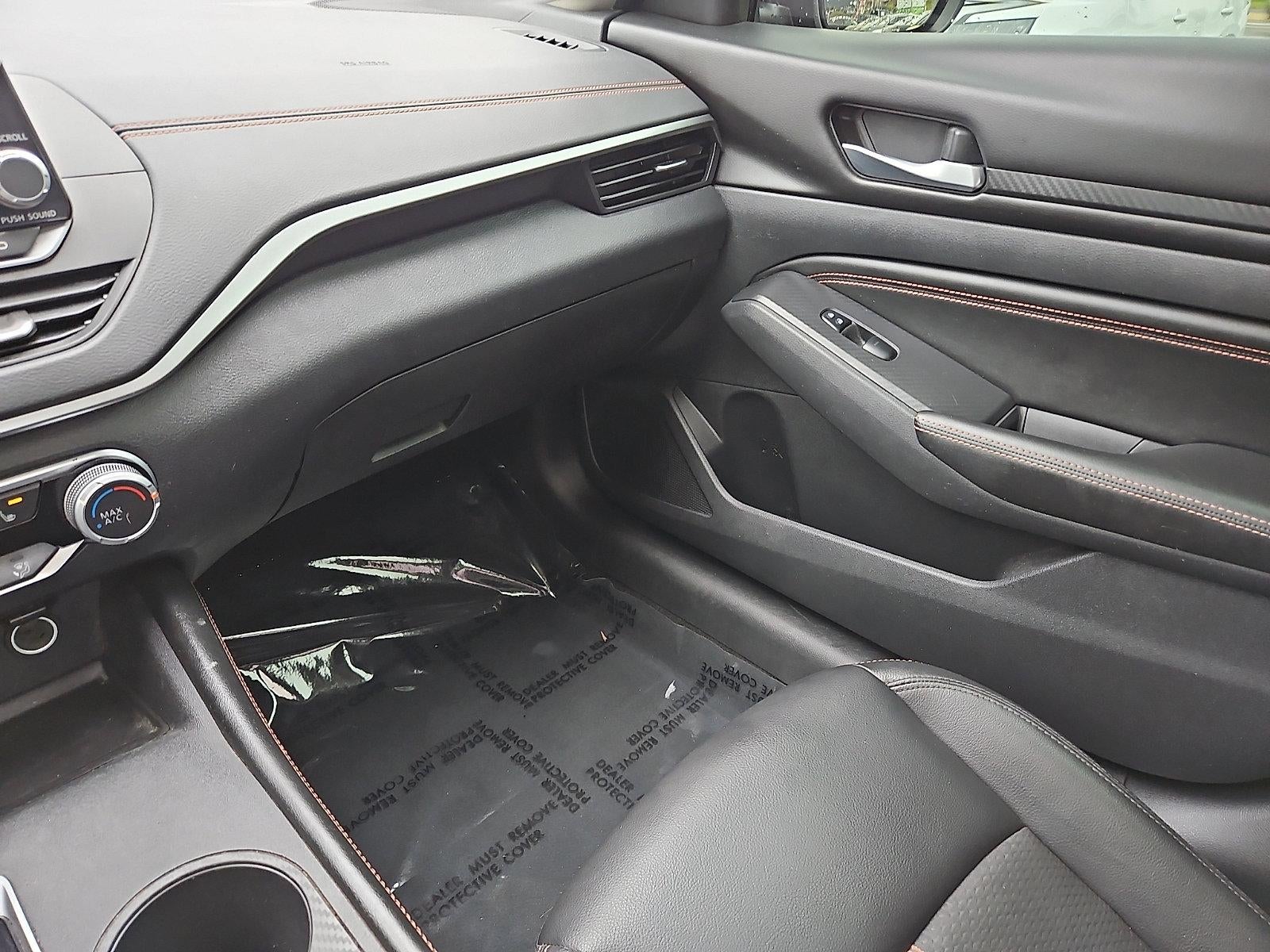 2022 Nissan Altima SR