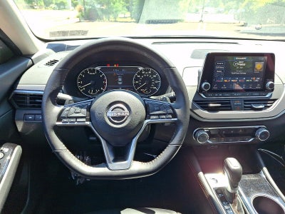 2023 Nissan Altima SR