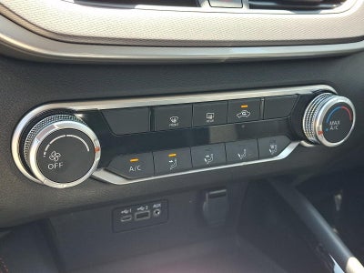 2023 Nissan Altima SR