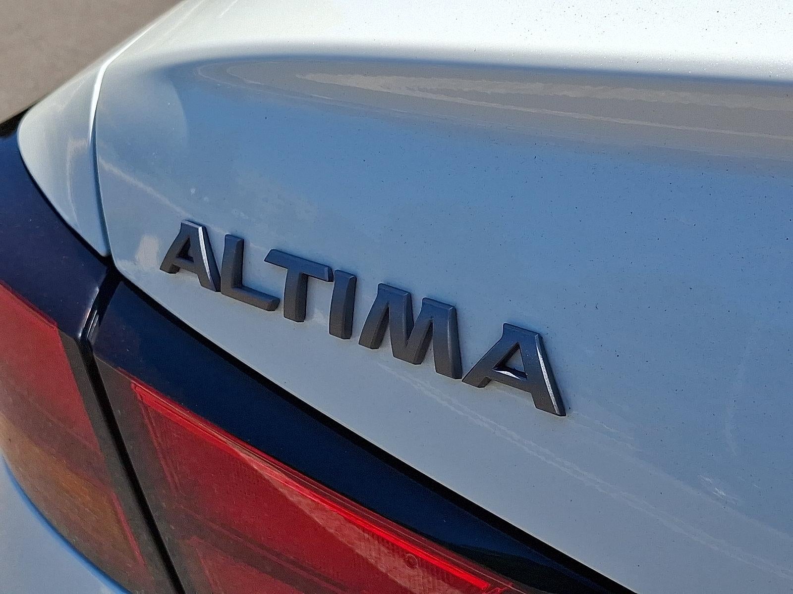 2023 Nissan Altima SR