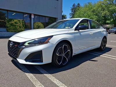2023 Nissan Altima SR
