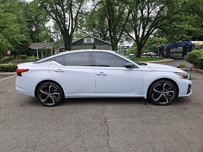 2024 Nissan Altima SR
