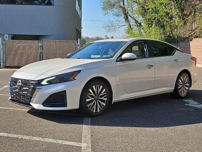 2023 Nissan Altima SV