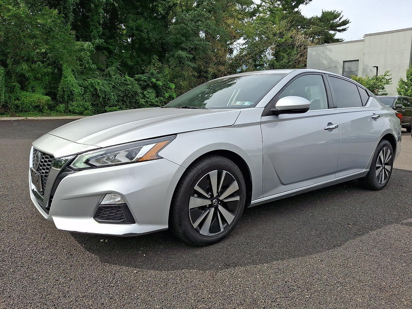 2022 Nissan Altima SV
