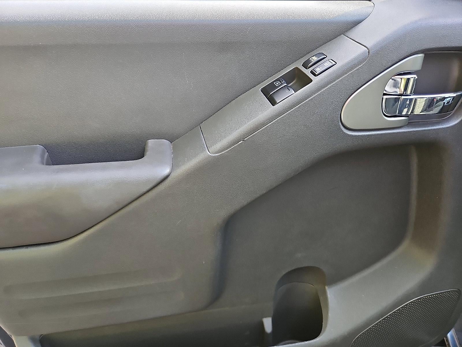 2017 Nissan Frontier 2017.5 King Cab 4x4 SV V6 Auto