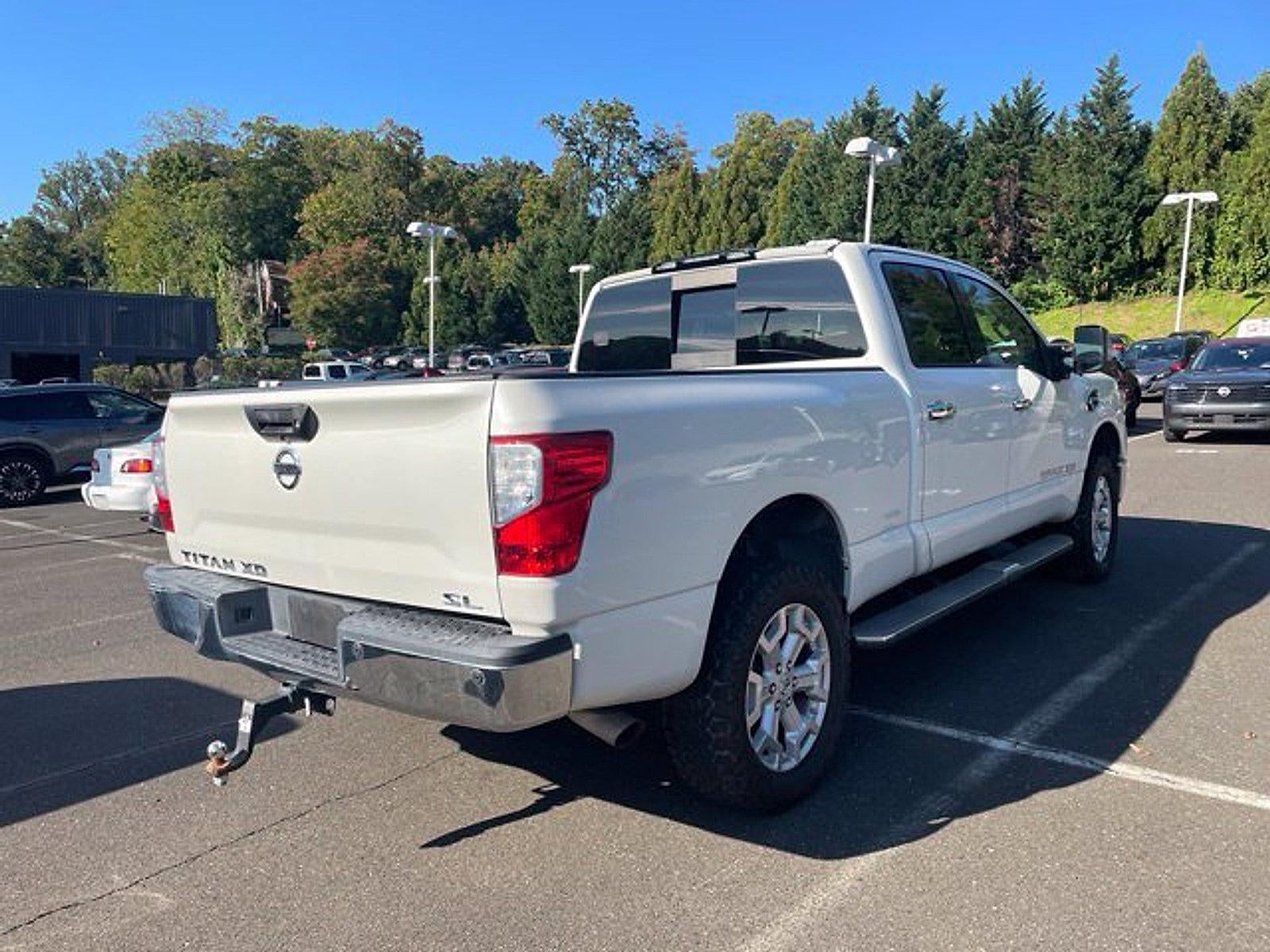 2016 Nissan Titan XD 2WD Crew Cab SL Diesel