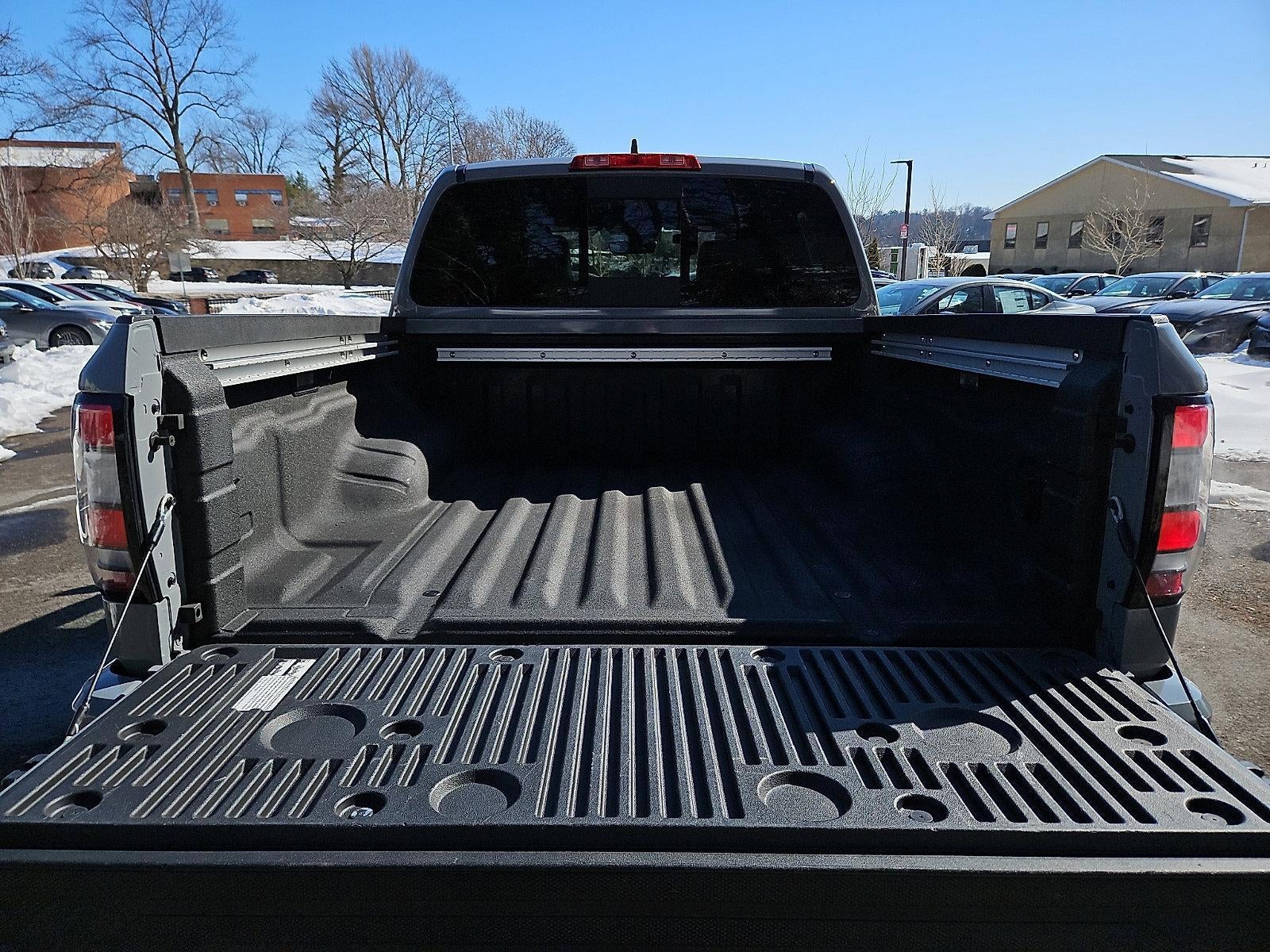 2023 Nissan Frontier Crew Cab PRO-4X®