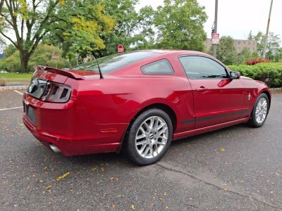 2014 Ford Mustang 2dr Cpe V6