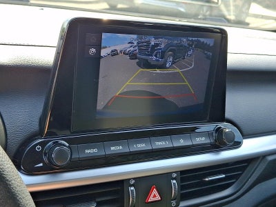 2023 Kia Forte LXS IVT