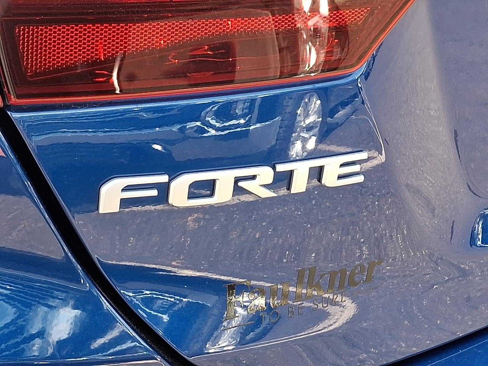 2023 Kia Forte LXS IVT