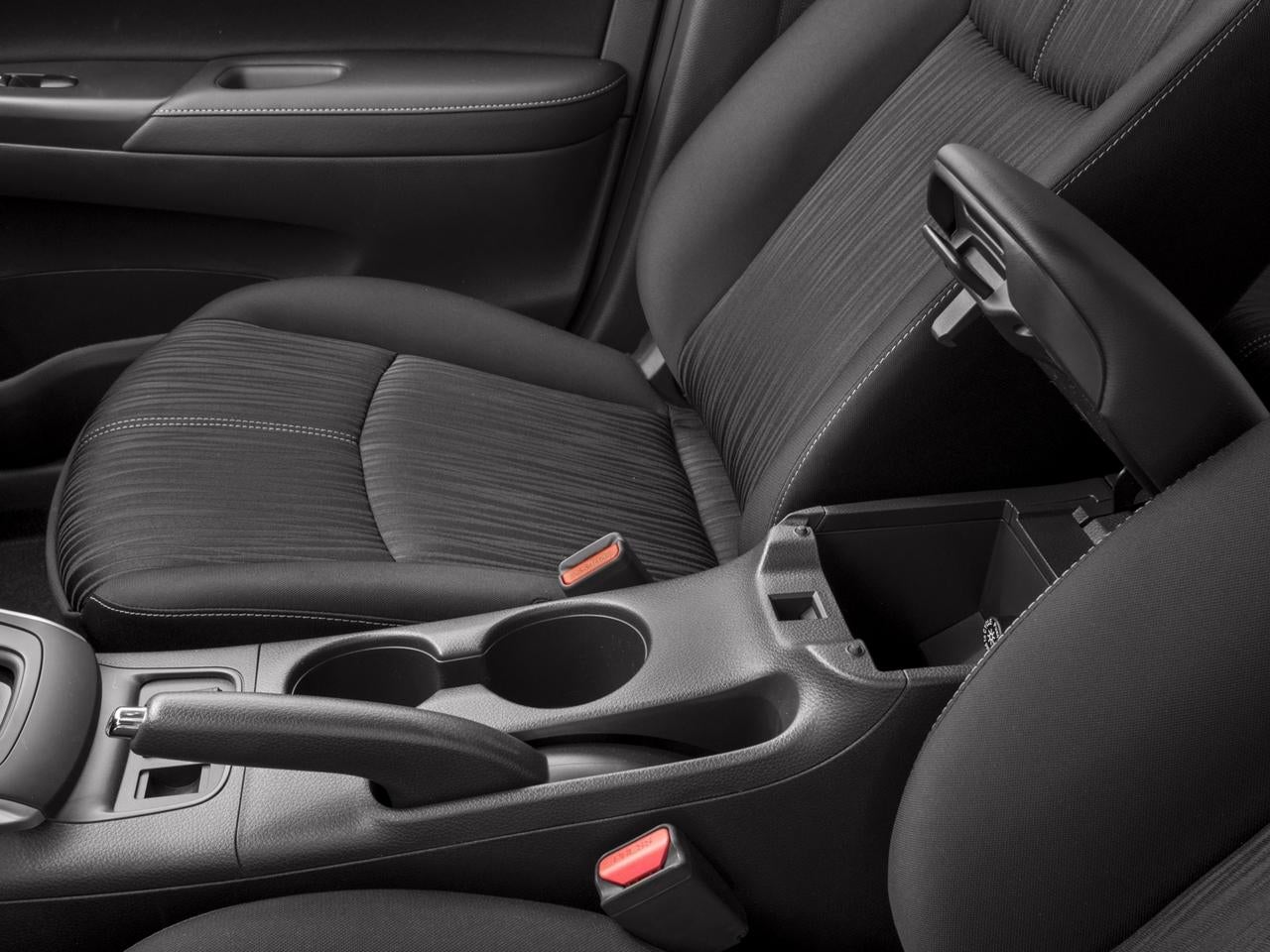 2016 Nissan Sentra 4dr Sdn I4 CVT SV