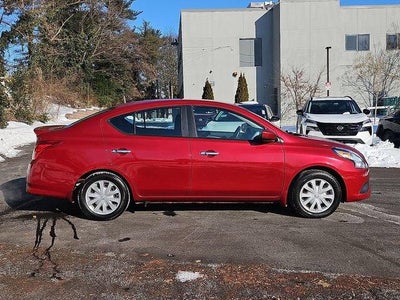 2015 Nissan Versa 4dr Sdn CVT 1.6 SV