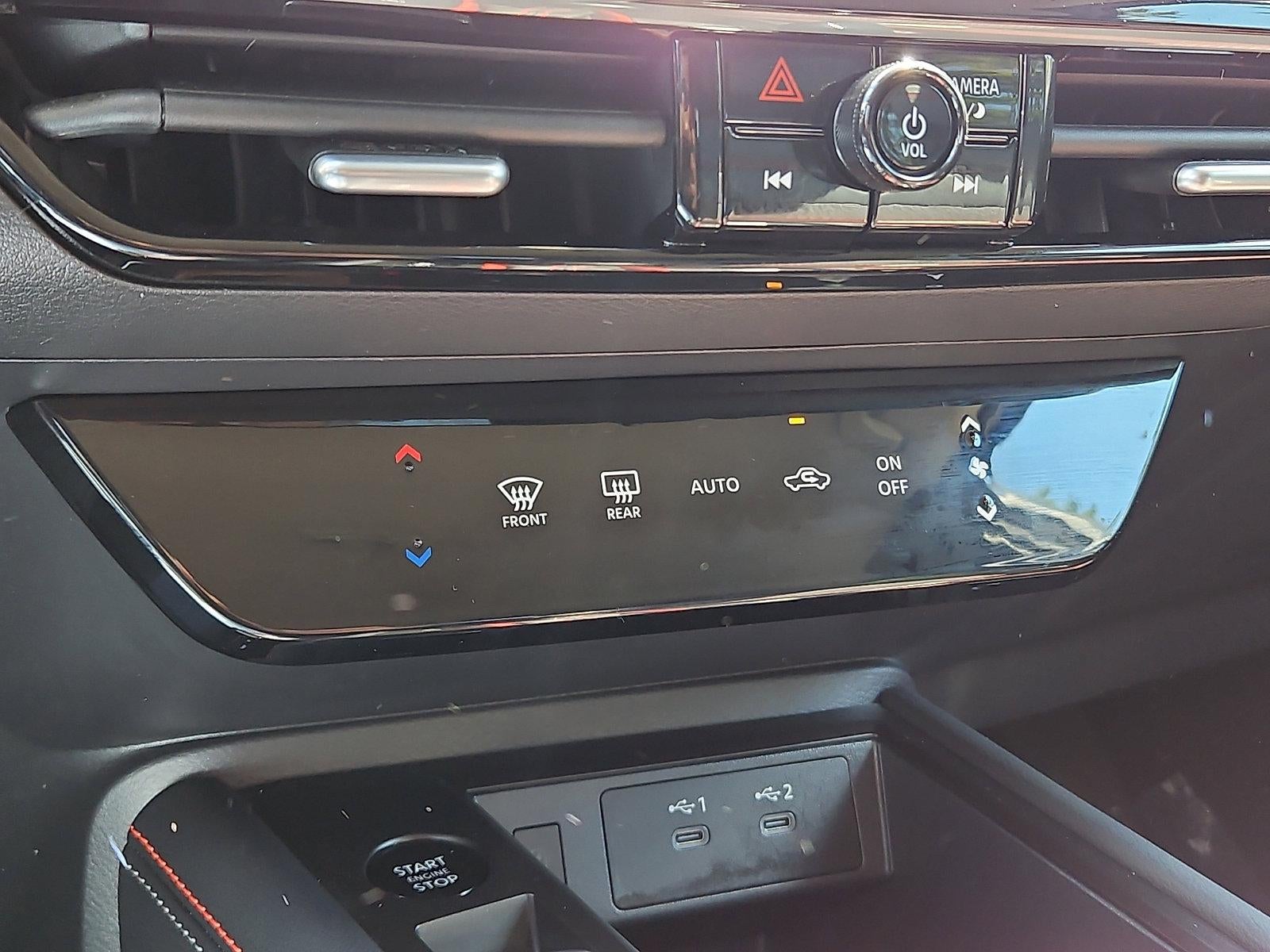 2025 Nissan Kicks SR AWD