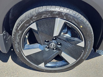 2025 Nissan Kicks SR AWD