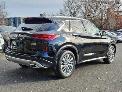2023 INFINITI QX50 LUXE AWD