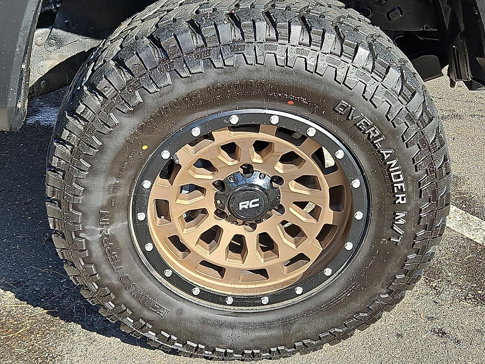 2023 Toyota Tacoma 4WD 4WD TRD Off Road Double Cab 5' Bed V6 AT (Natl)