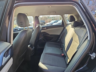 2024 Volkswagen Taos SE 4MOTION